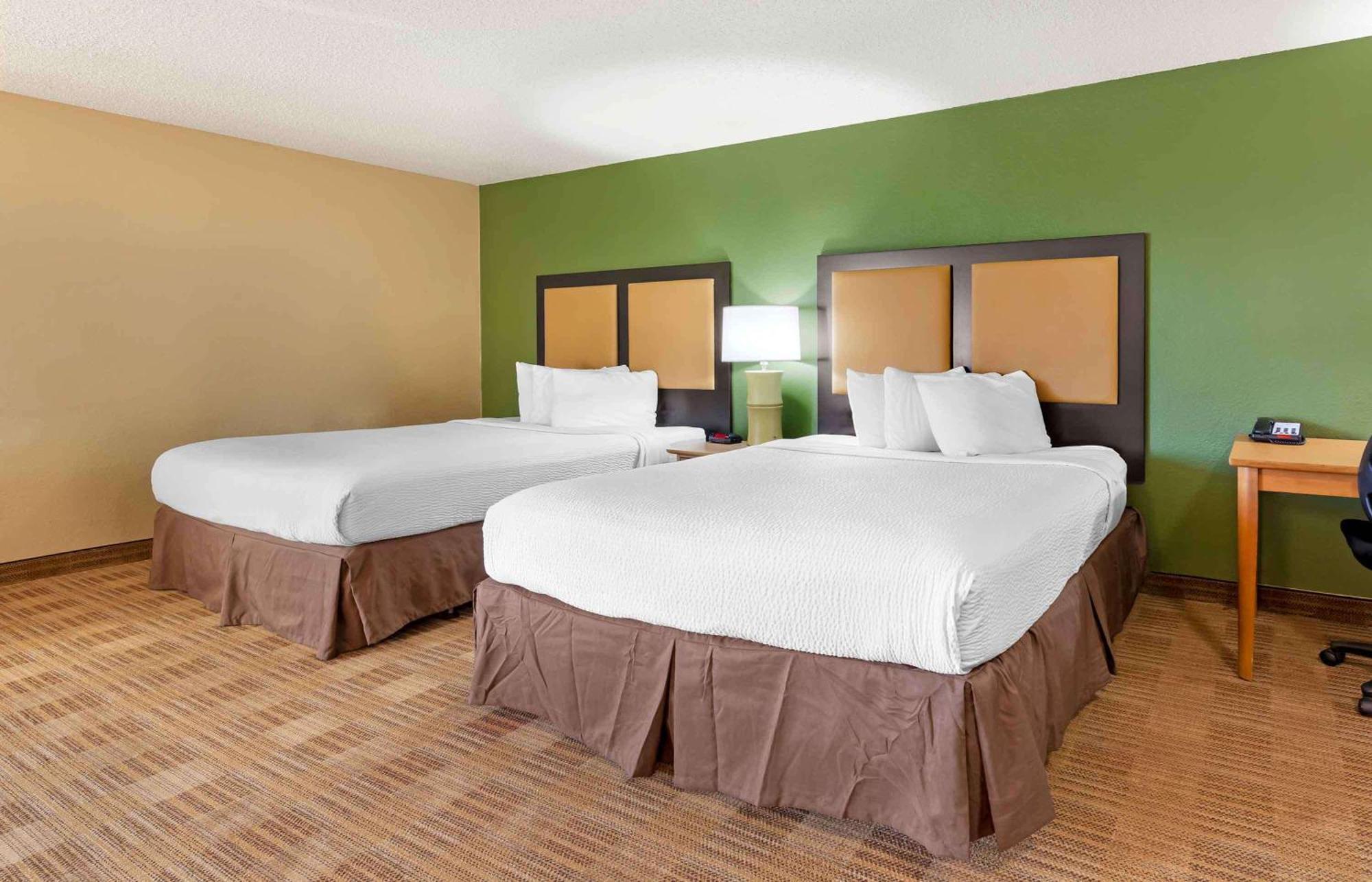 Extended Stay America Select Suites - Madison - Old Sauk Rd Екстер'єр фото