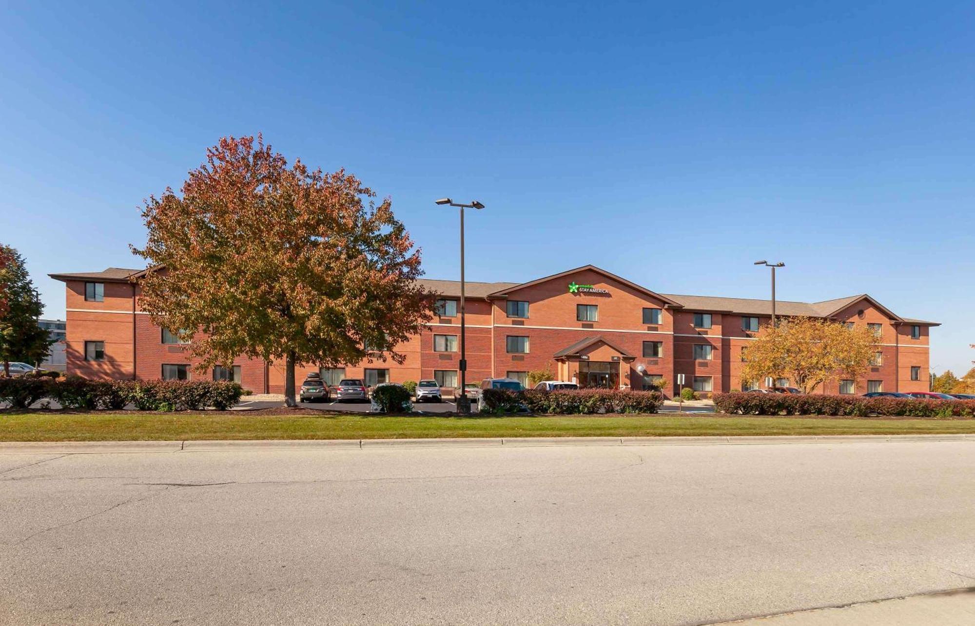 Extended Stay America Select Suites - Madison - Old Sauk Rd Екстер'єр фото